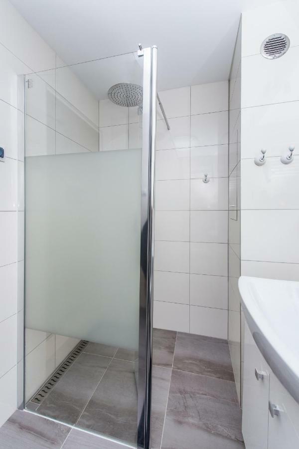 Apartment Above Motlawa กดัญสก์ ภายนอก รูปภาพ